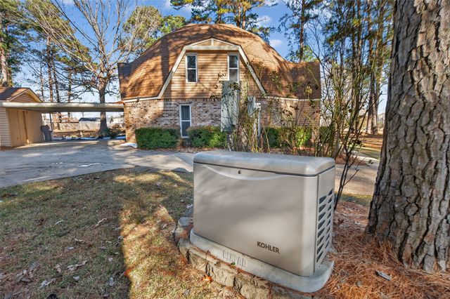 8308 Creekdale Street, Shreveport, LA 71107