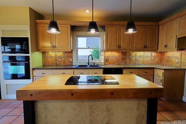14819 RIVER VIS N, San Antonio, TX 78216