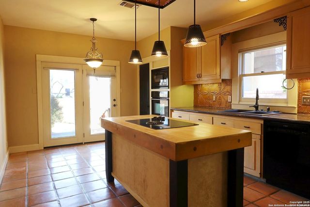 14819 RIVER VIS N, San Antonio, TX 78216
