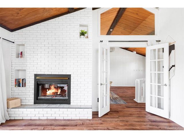 280 Highland Meadows Dr, Florissant, CO 80816