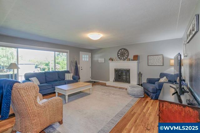 3867 cavalier Dr S, Salem, OR 97302
