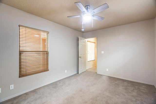 2028 Mountaineer Drive SE, Albuquerque, NM 87123