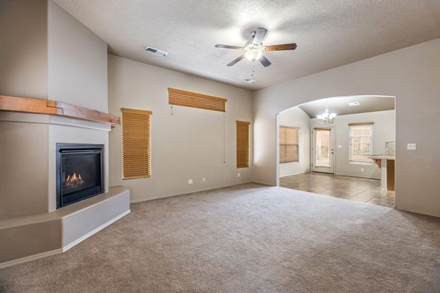 2028 Mountaineer Drive SE, Albuquerque, NM 87123