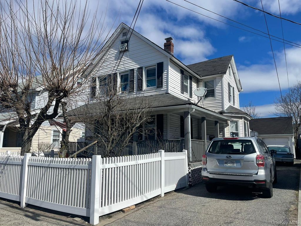 78 New Hyde Park Road, Franklin Square, NY 11010 — photo 2