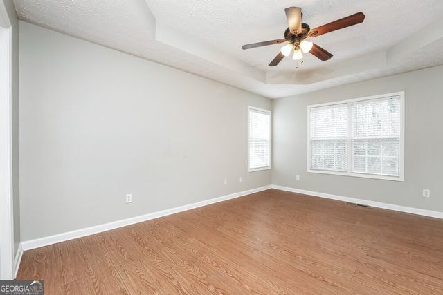 335 Shadowbrooke Circle, Loganville, GA 30052