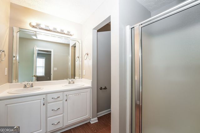 335 Shadowbrooke Circle, Loganville, GA 30052