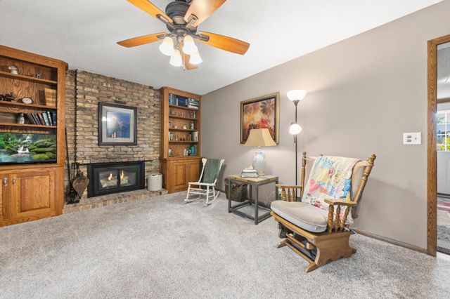 228 Walnut Lane, Apple Valley, MN 55124