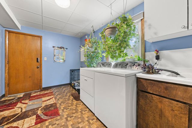 228 Walnut Lane, Apple Valley, MN 55124