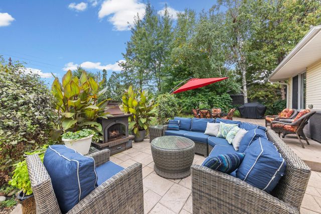 228 Walnut Lane, Apple Valley, MN 55124