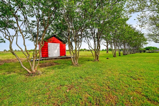 17490 Fm 47, Wills Point, TX 75169