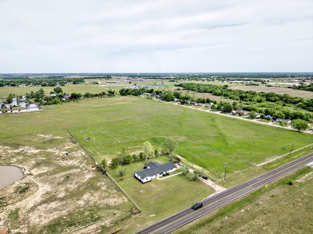 17490 Fm 47, Wills Point, TX 75169