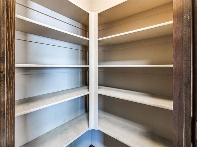 19112 Canyon Creek Place, Edmond, OK 73012