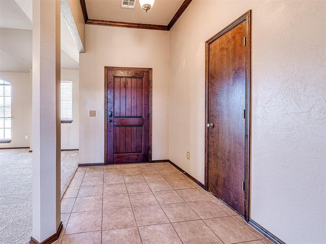 19112 Canyon Creek Place, Edmond, OK 73012