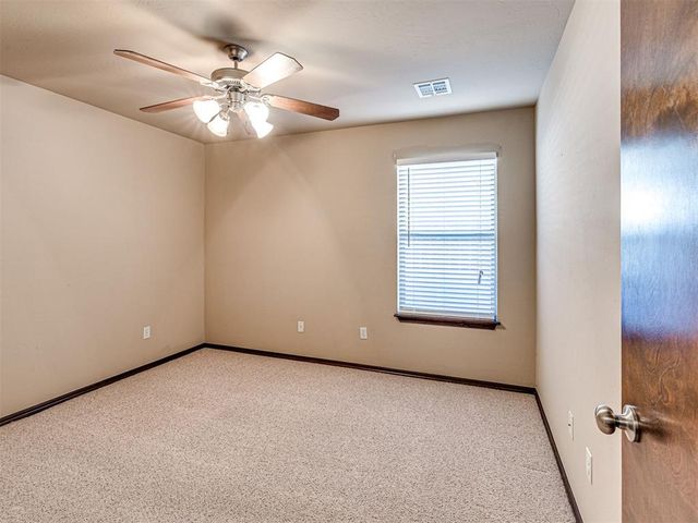 19112 Canyon Creek Place, Edmond, OK 73012