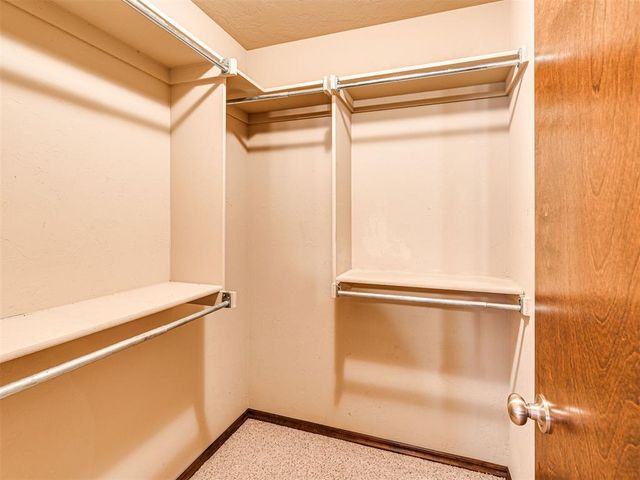 19112 Canyon Creek Place, Edmond, OK 73012