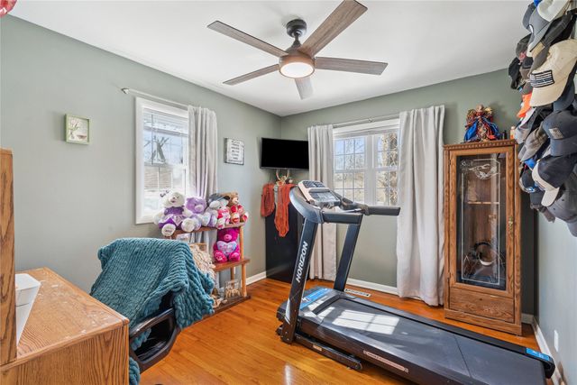 409 Hazel Street, Pella, IA 50219