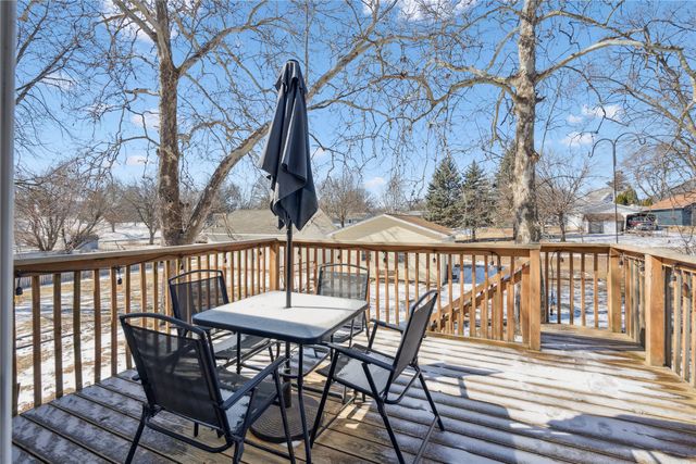 409 Hazel Street, Pella, IA 50219