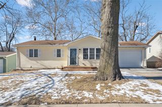 409 Hazel Street, Pella, IA 50219