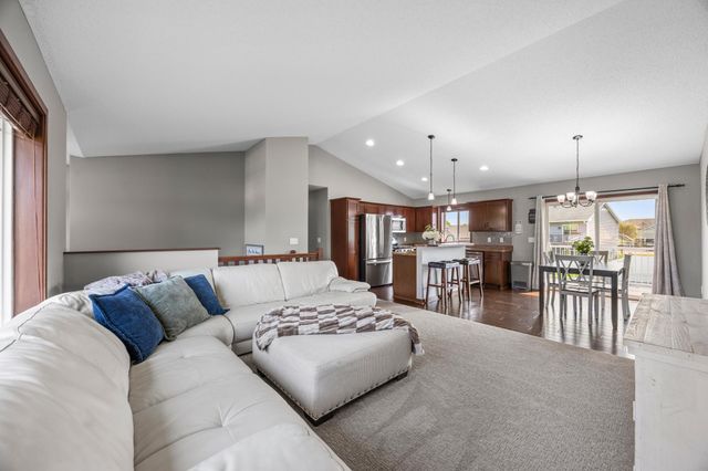 7391 Kahler Circle NE, Otsego, MN 55301