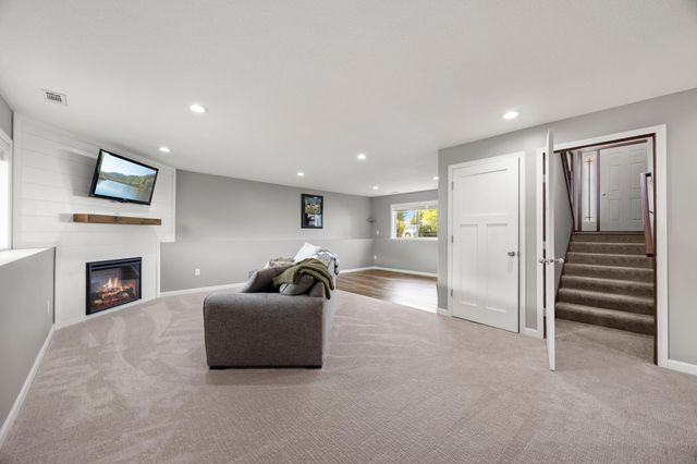 7391 Kahler Circle NE, Otsego, MN 55301