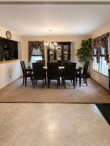 720 Ridge Drive, Marengo, IL 60152