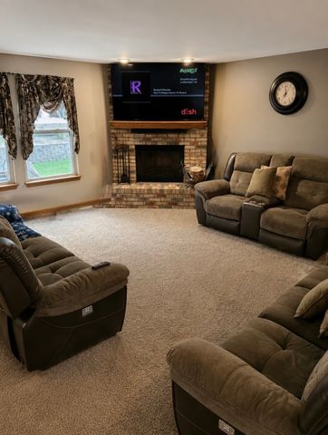 720 Ridge Drive, Marengo, IL 60152