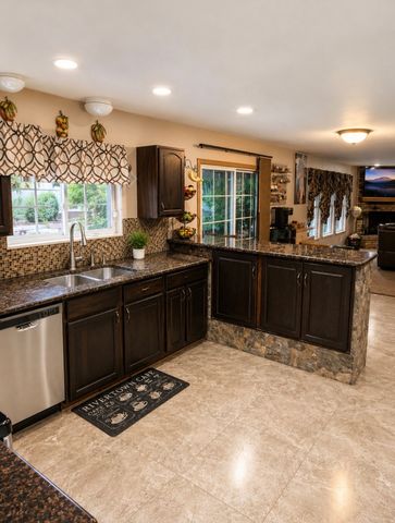 720 Ridge Drive, Marengo, IL 60152