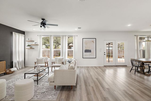 717 Priscilla CT, Leander, TX 78641