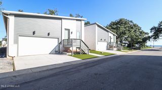 136 Markham Drive, Gulfport, MS 39507