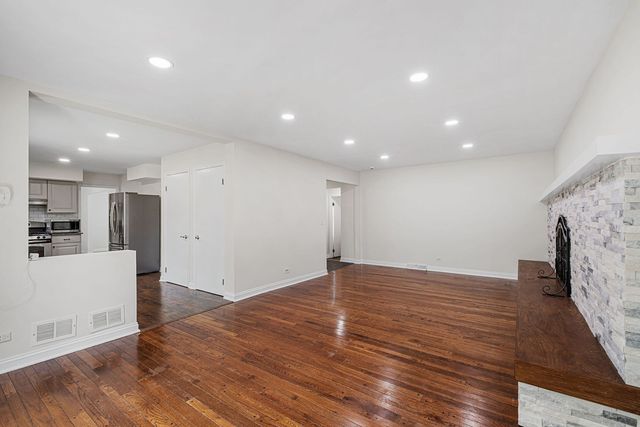 1115 Antique Lane, Northbrook, IL 60062