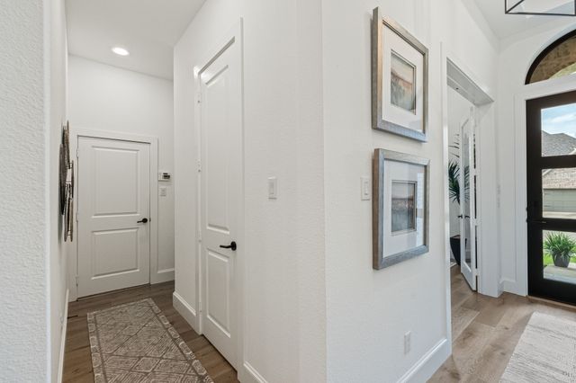 1704 Cannon Street, Van Alstyne, TX 75495