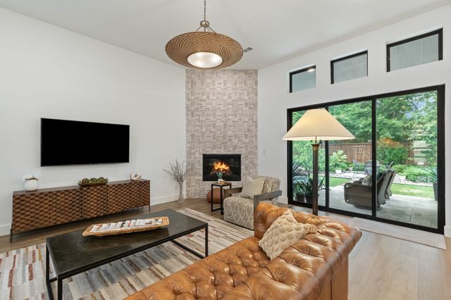 1704 Cannon Street, Van Alstyne, TX 75495