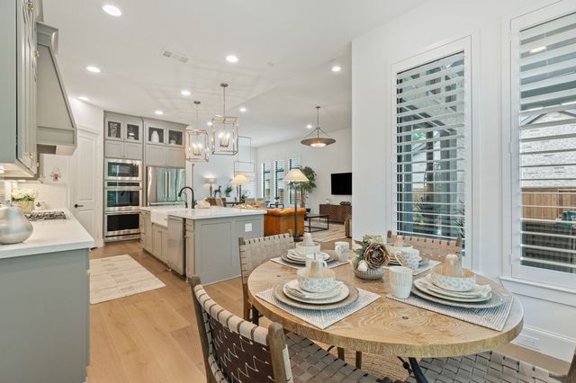 1704 Cannon Street, Van Alstyne, TX 75495