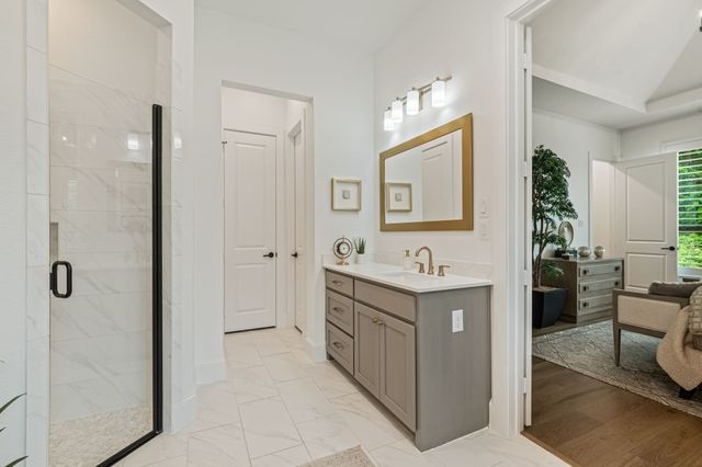 1704 Cannon Street, Van Alstyne, TX 75495