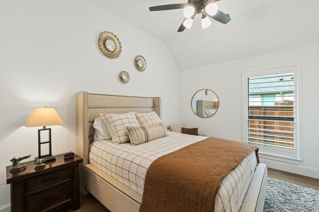 1704 Cannon Street, Van Alstyne, TX 75495