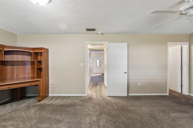 11225 82ND AVENUE 102, Seminole, FL 33772