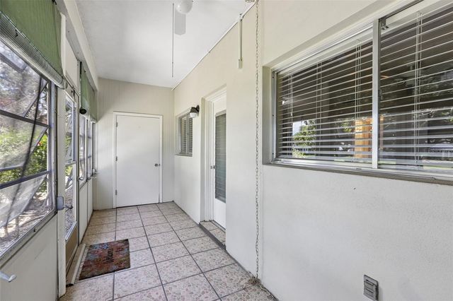 11225 82ND AVENUE 102, Seminole, FL 33772