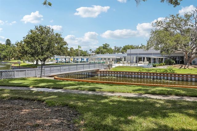 11225 82ND AVENUE 102, Seminole, FL 33772