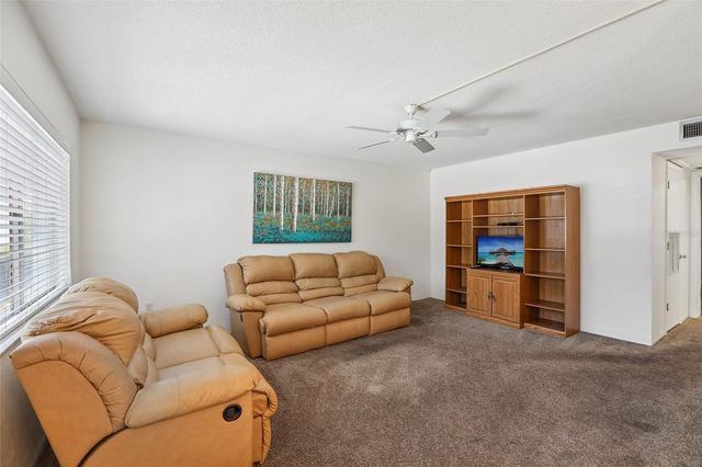 11225 82ND AVENUE 102, Seminole, FL 33772