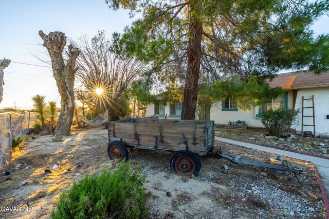 20539 E Avenue R, Palmdale, CA 93591