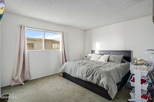 20539 E Avenue R, Palmdale, CA 93591