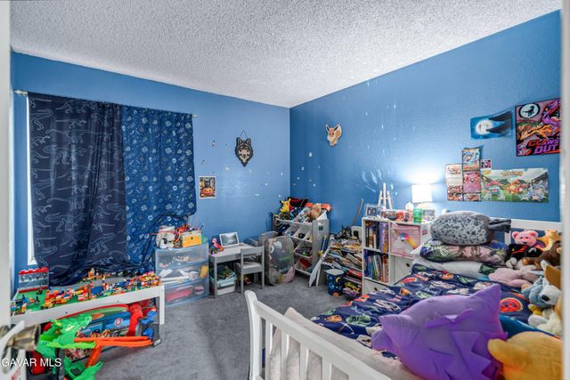 20539 E Avenue R, Palmdale, CA 93591