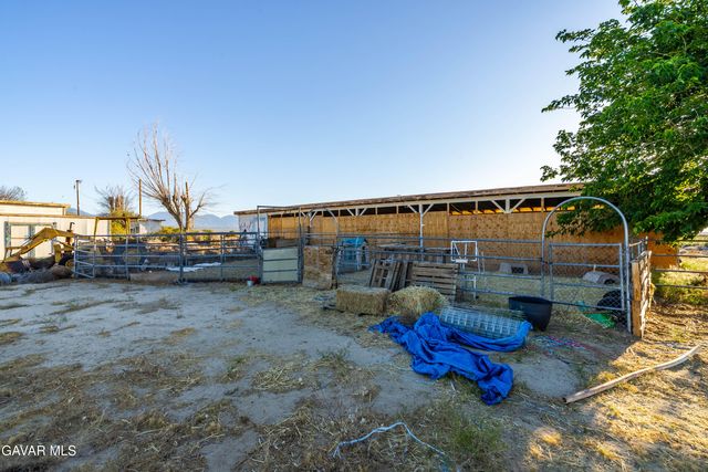 20539 E Avenue R, Palmdale, CA 93591