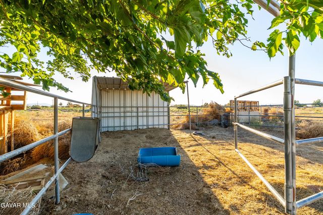 20539 E Avenue R, Palmdale, CA 93591