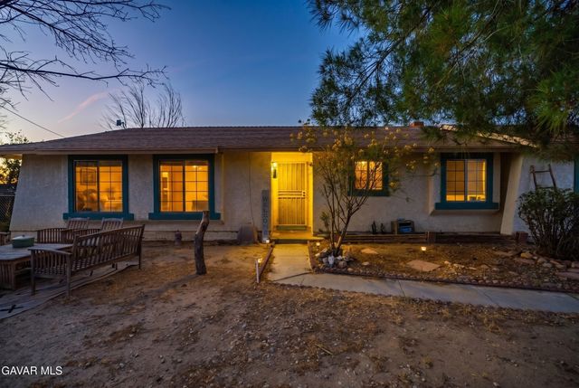 20539 E Avenue R, Palmdale, CA 93591