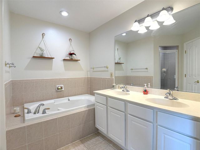 104 VISTA LOOP, Davenport, FL 33897