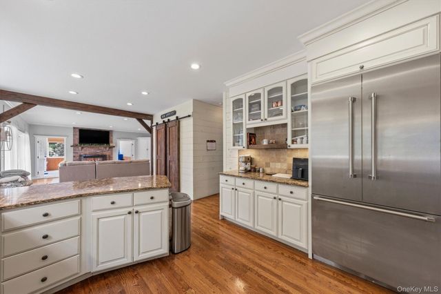 8 Angela Court, Hopewell Junction, NY 12533
