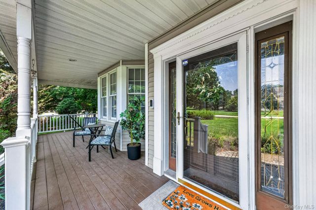 8 Angela Court, Hopewell Junction, NY 12533