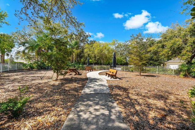 5637 WHITEHEAD STREET, Bradenton, FL 34203