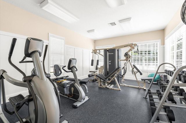 5637 WHITEHEAD STREET, Bradenton, FL 34203